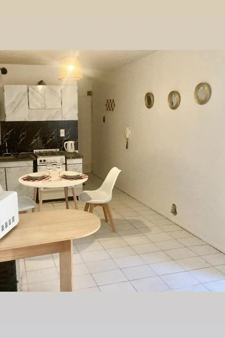 Apartamento Aristides Villanueva Mendoza 0*,